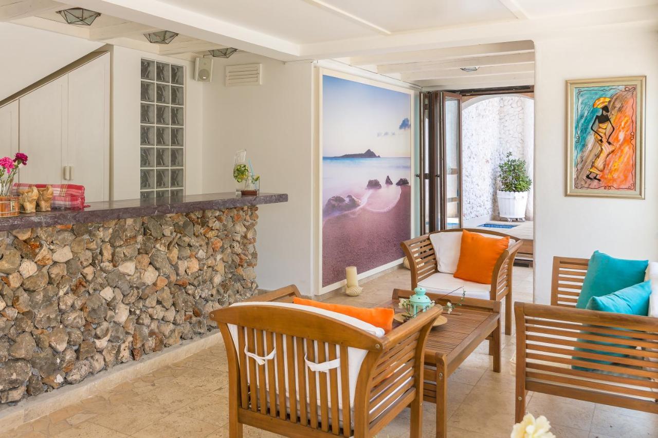 Oasis Hotel (Adults Only) Καλκάν Εξωτερικό φωτογραφία